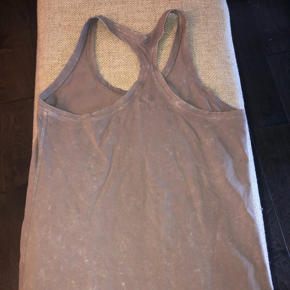 EUC SIZE 12 LULULEMON “WASH” TANK